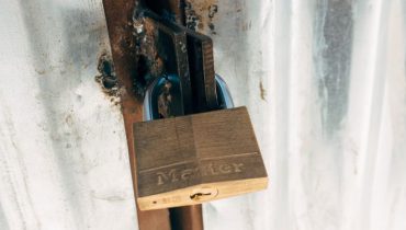 Bạn muốn mã hóa các tệp hoặc thư mục một cách nhanh chóng? Đây là cách bảo mật dữ liệu của bạn với OpenSSL trong Linux.