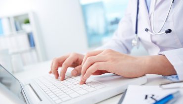 Giải pháp chuyển đổi số trong y tế theo yêu cầu