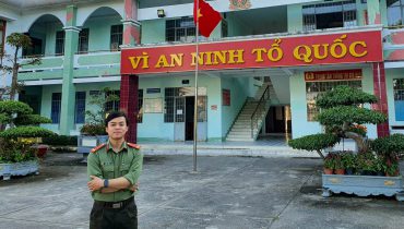 Lưu Tử Long (sinh năm 1994, Lâm Đồng) quyết định rẽ bước sang ngành IT sau gần 10 năm gắn bó với ngành công an.