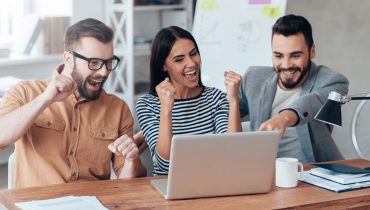 Tại sao nên đào tạo nhân sự Online? Review khóa học nhân sự online tốt nhất