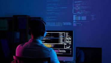Tại sao nên học công nghệ thông tin? Cơ hội việc làm đa dạng 